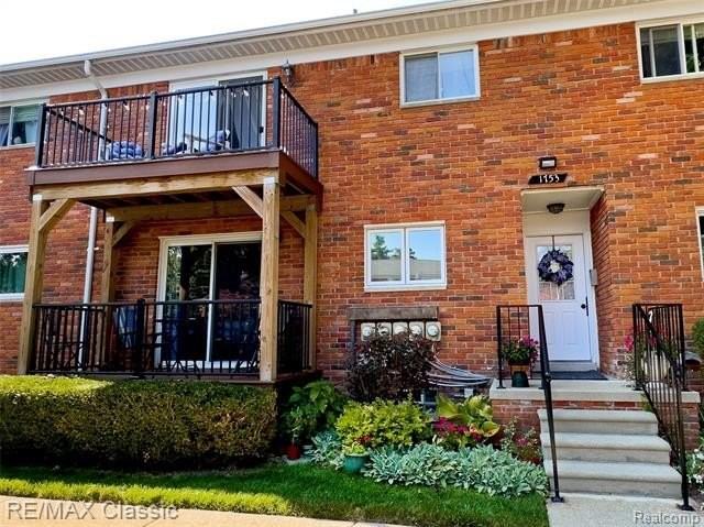 1753 Huntingwood Ln #D - Photo 2 of 24