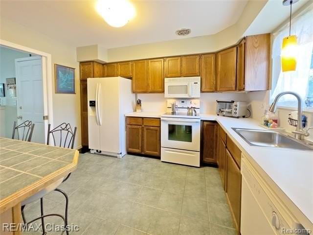 1753 Huntingwood Ln #D - Photo 6 of 24