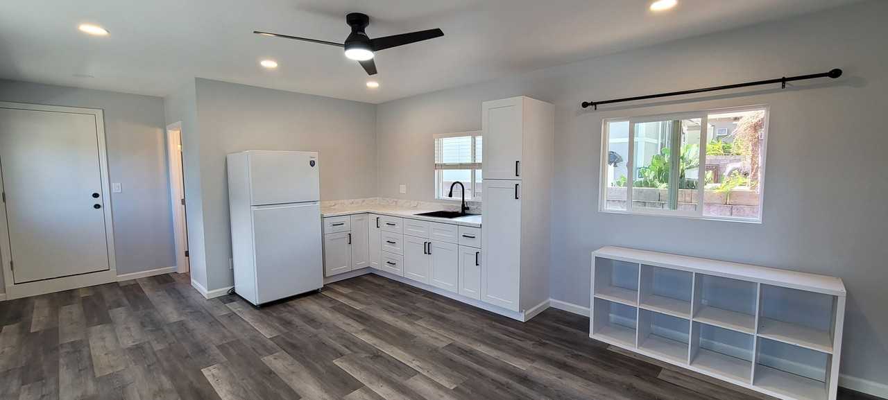 2108 Kaohu St - Photo 2 of 10