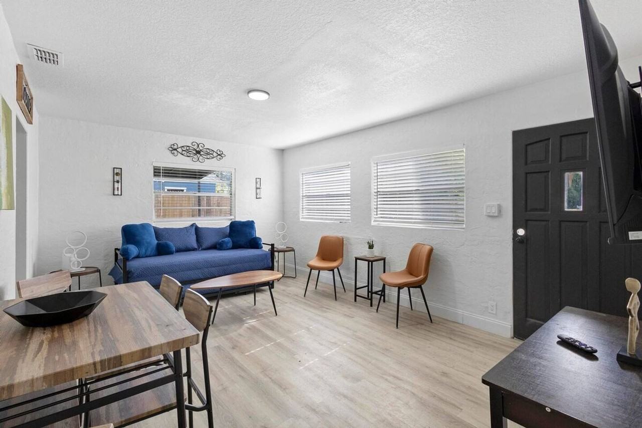 3100 Page Ave #1094216P - Photo 3 of 11