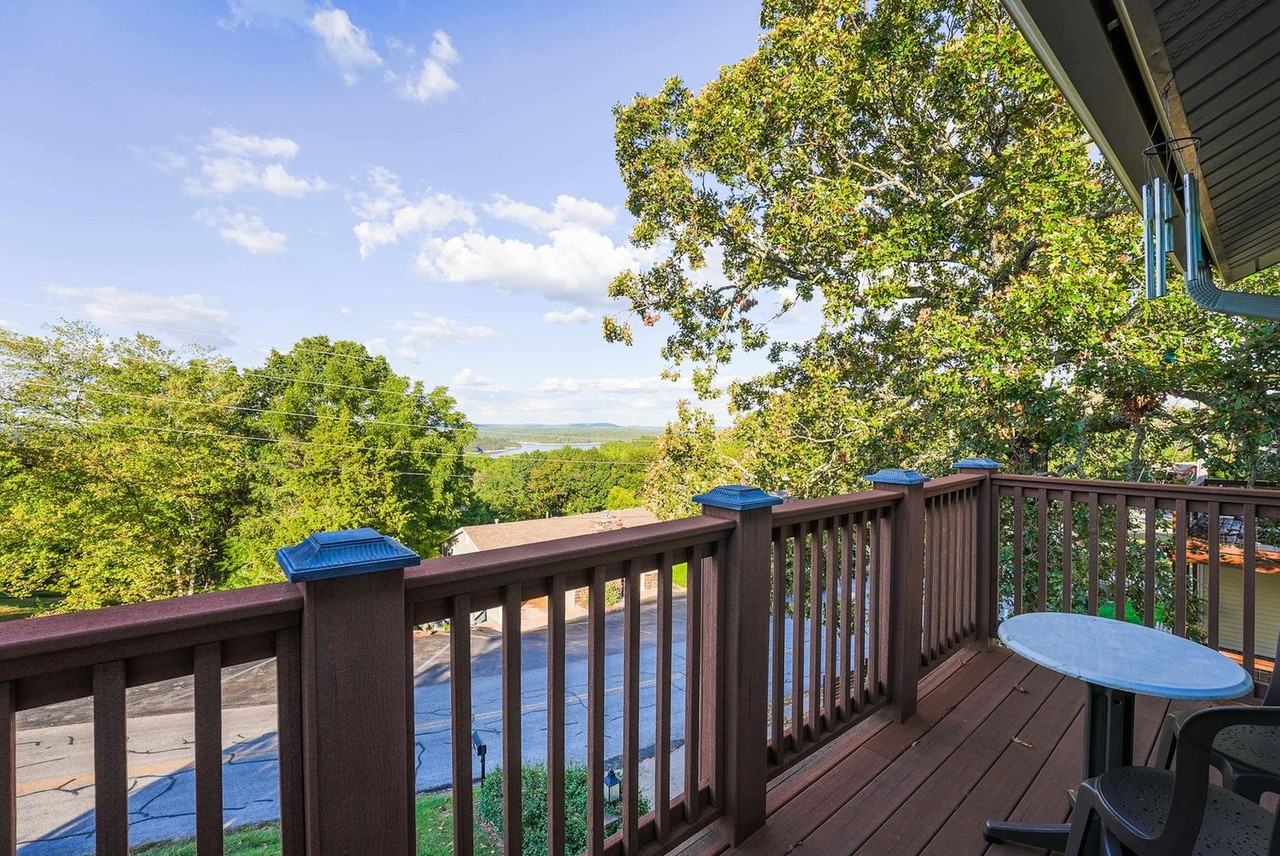 14807 Dutchmans Dr #1241331P - Photo 2 of 32