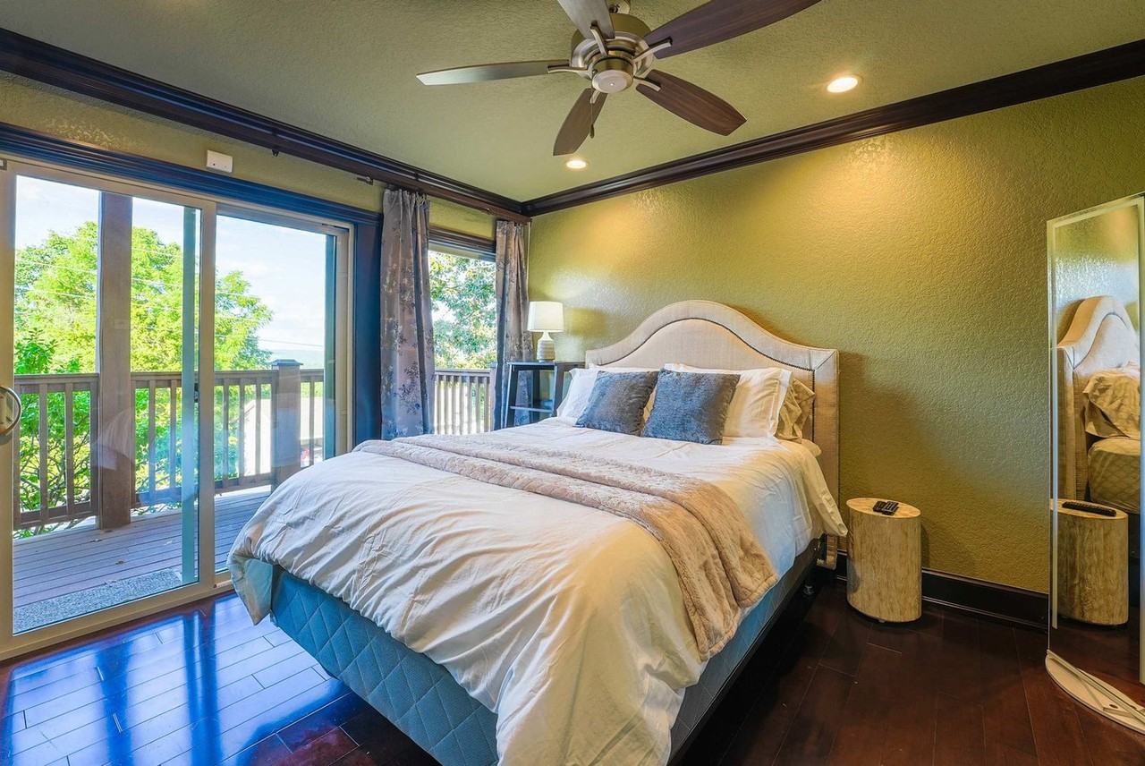 14807 Dutchmans Dr #1241331P - Photo 4 of 32