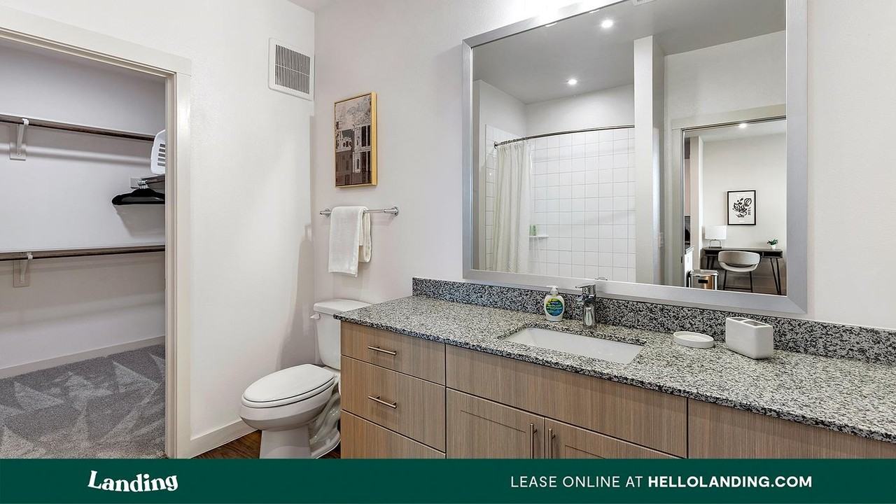 255 Williamsburg Pkwy - Photo 4 of 50