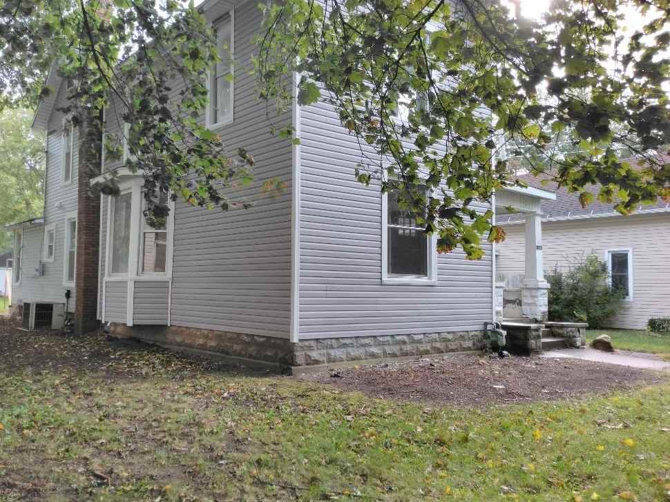 623 South Street - Photo 2 of 23