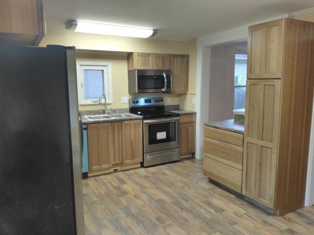 623 South Street - Photo 3 of 23