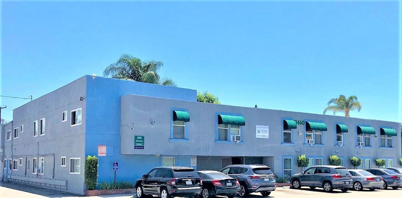 Lakewood Landing Apartments - Photo 2 of 14