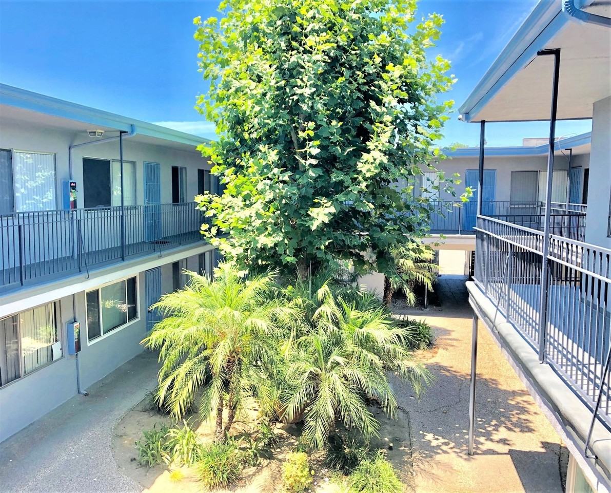 Lakewood Landing Apartments - Photo 4 of 14