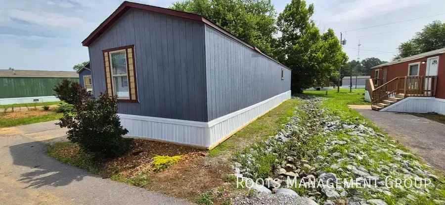 194 Riviera Courts Dr #194 - Photo 2 of 10