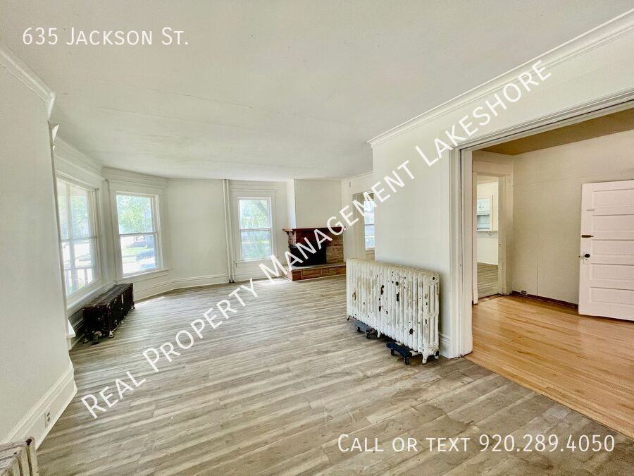 635 Jackson St - Photo 5 of 21