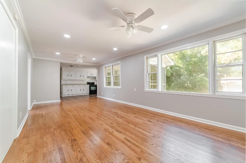 10 Carroll Ct - Photo 7 of 20