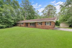 featured image of 114 S Edgewood Dr