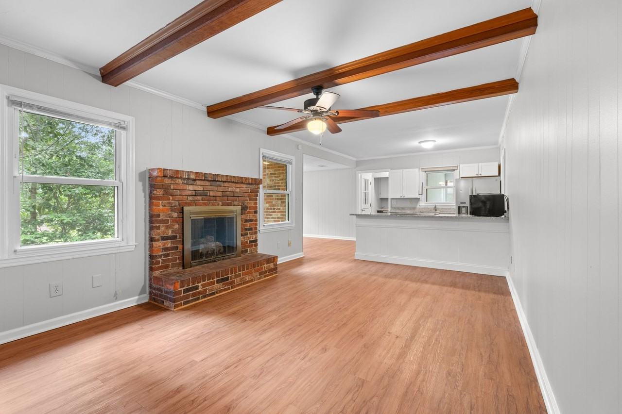 114 S Edgewood Dr - Photo 6 of 26