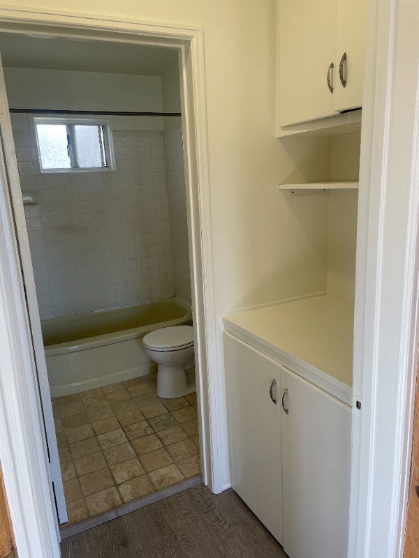 1521 Marine Avenue #B - Photo 5 of 15