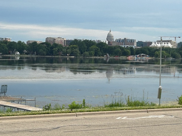 825 S Shore Dr - Photo 2 of 12