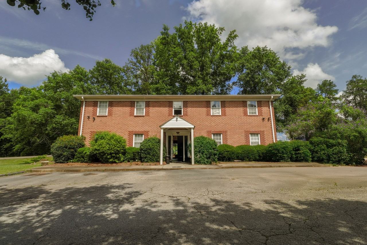 Seymour West - Photo 5 of 18