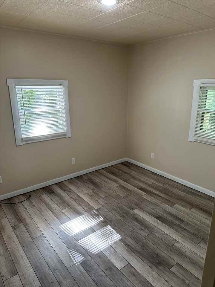 5520 County Road 1380 - Photo 3 of 4