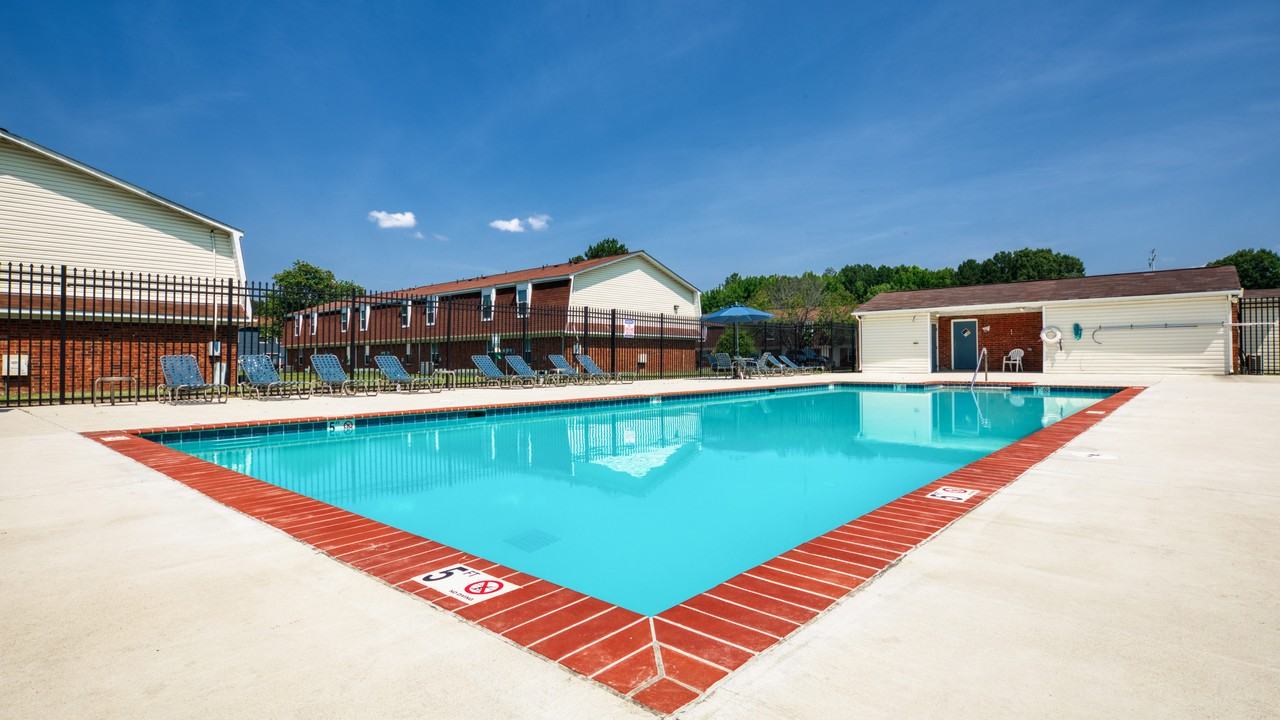 Woodbriar Apartments - Photo 3 of 24