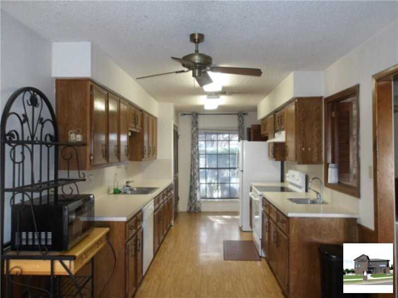 107 Suzanne Ln - Photo 3 of 6