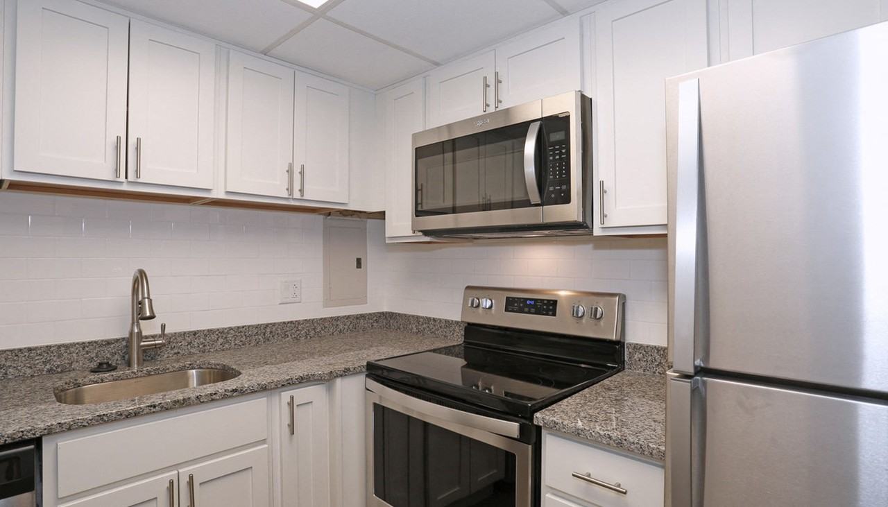 Walnut Crossings - Photo 3 of 41