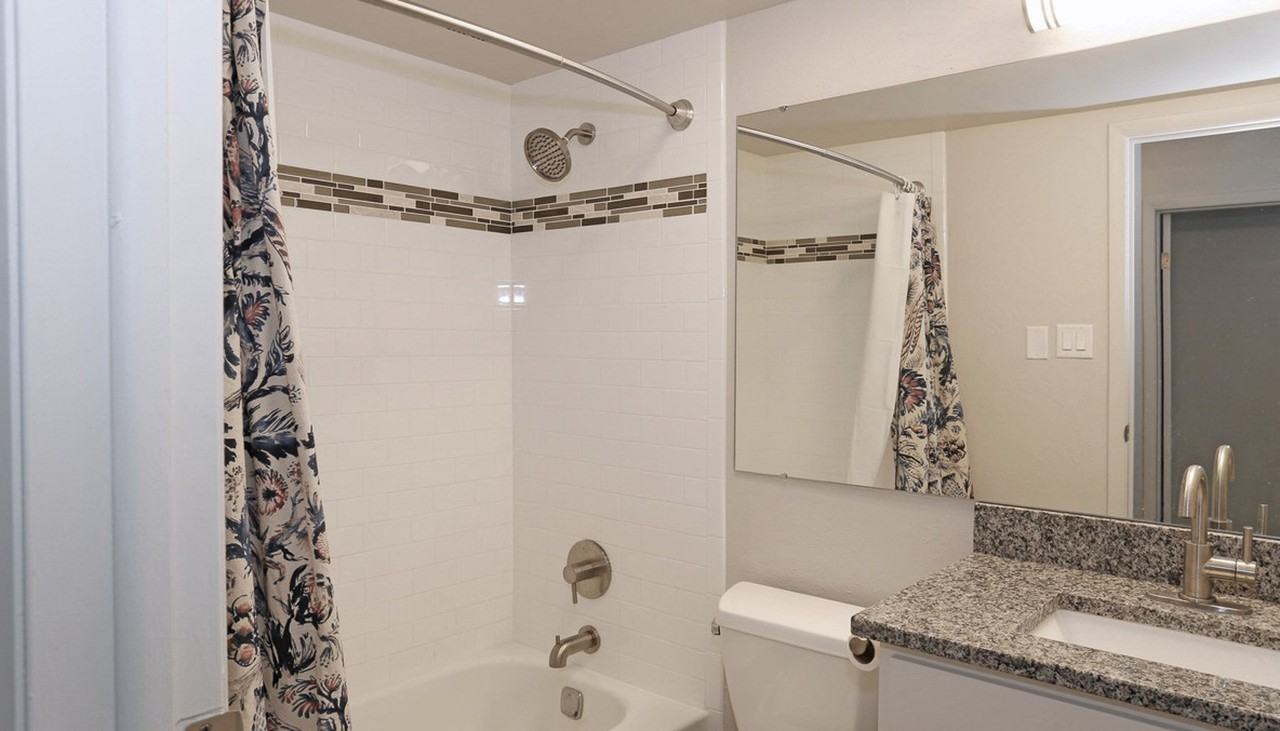 Walnut Crossings - Photo 7 of 41