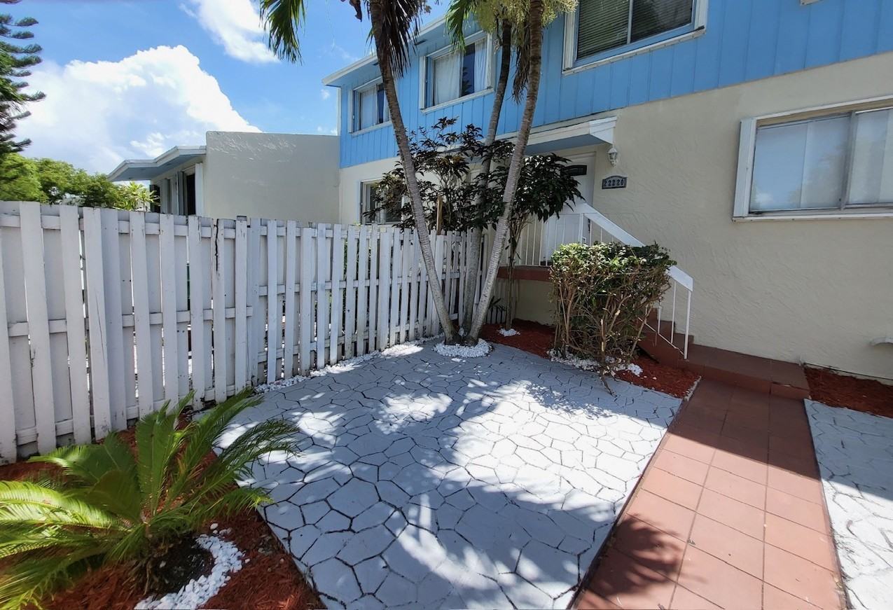 22220 Sw 103rd Ave #22220 - Photo 4 of 22