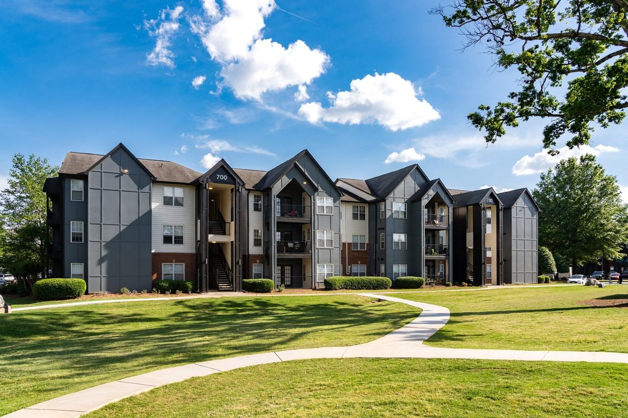 Wesley St. Claire Apartments at Lawrenceville - Photo 3 of 51