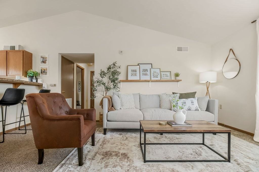 Reserve at Moonlight - Photo 7 of 43