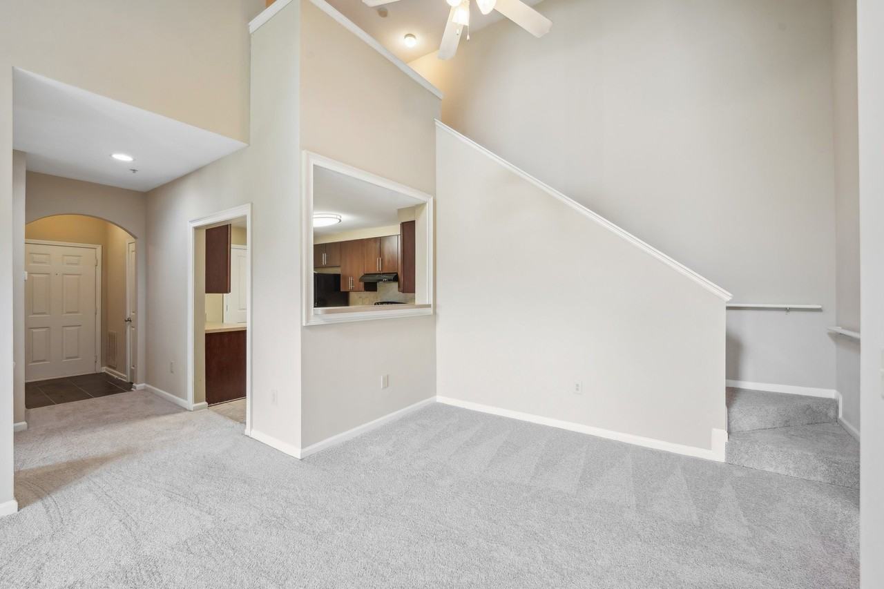 Stillwood Farms Apartments at Newnan - Photo 6 of 38