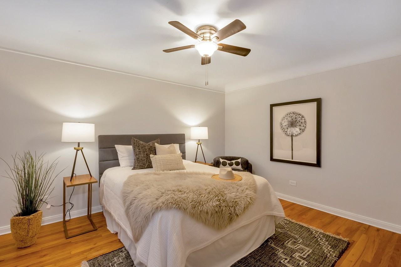 611 East 11th - Photo 5 of 27