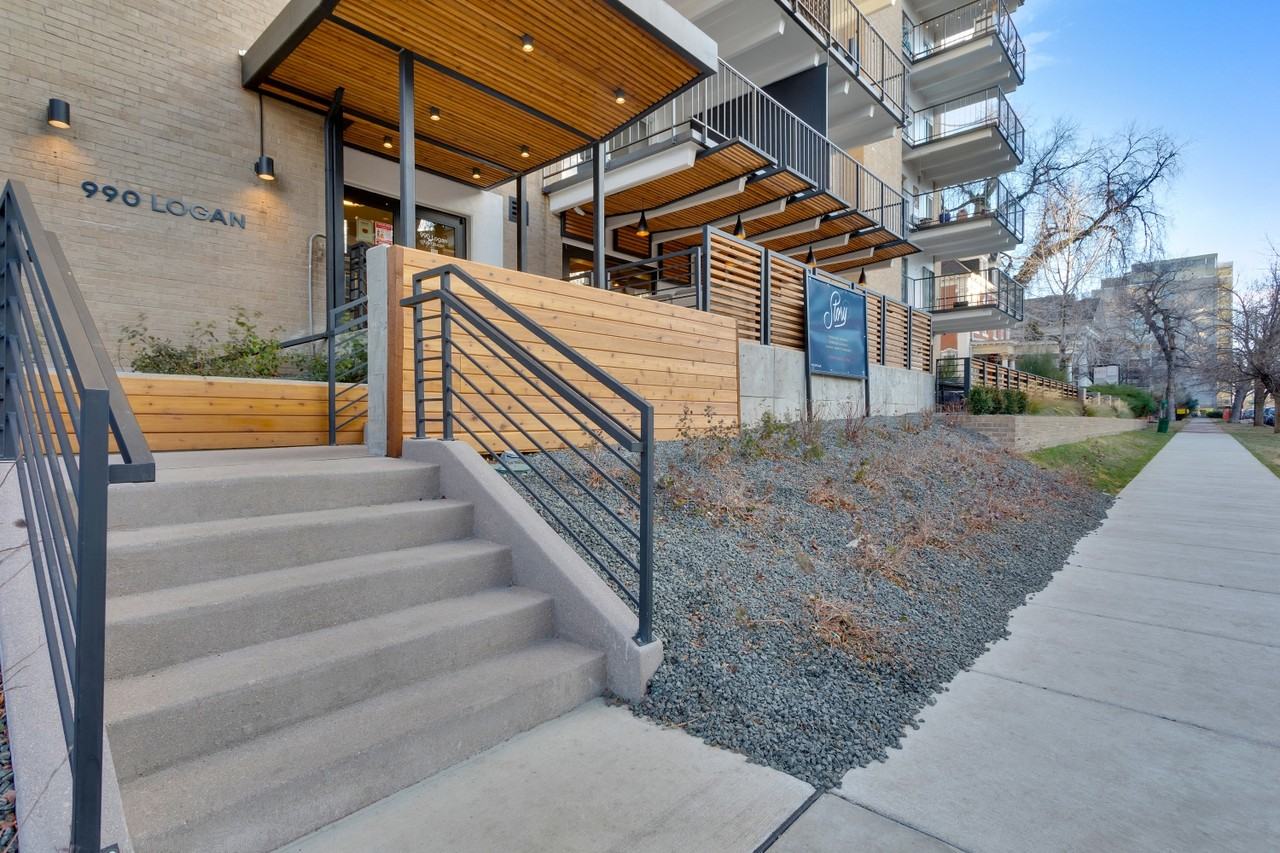 Story - Photo 2 of 20