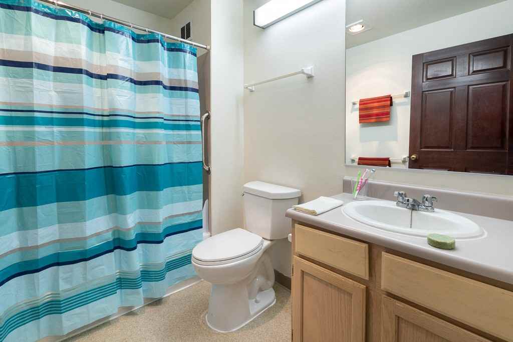 Cascade Court Apartments - Photo 3 of 18