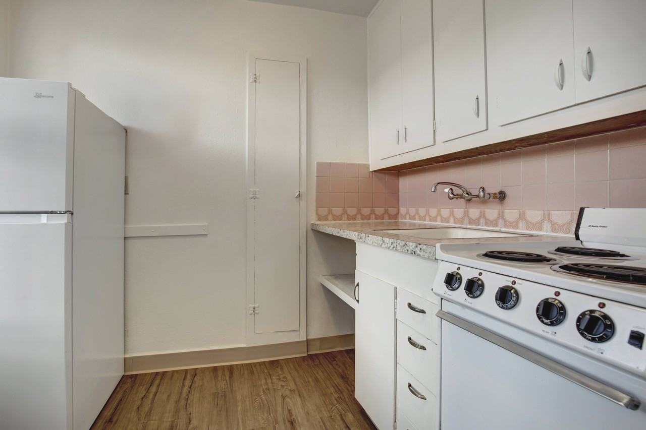 Olive Tower - Photo 2 of 20