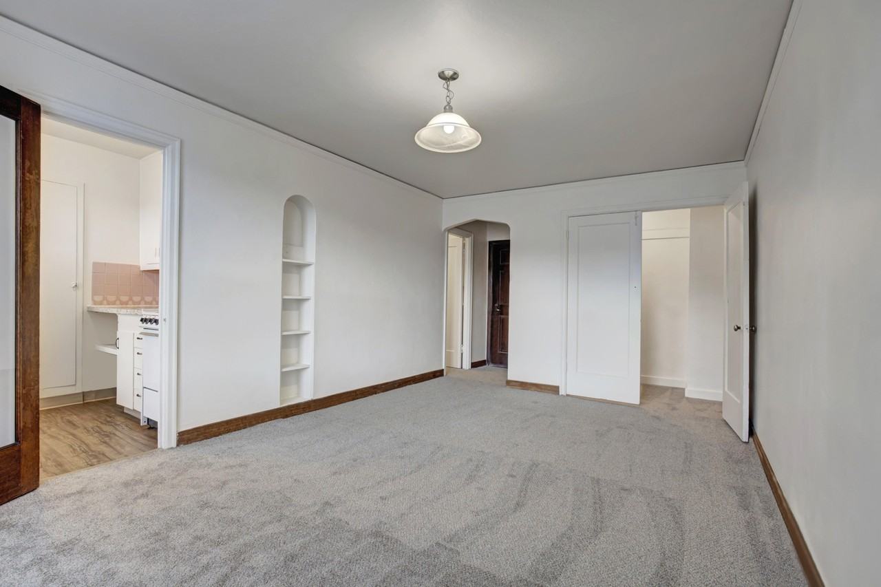 Olive Tower - Photo 6 of 20