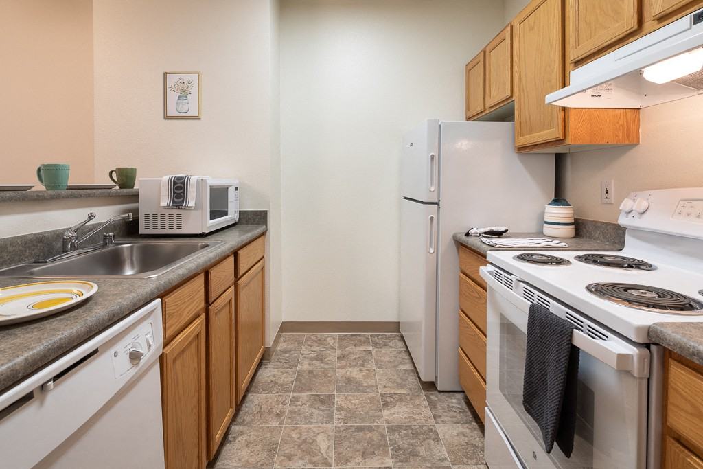 Tate Mason House - Photo 2 of 14