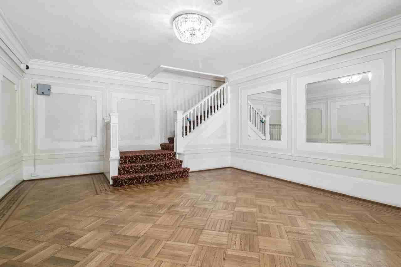 814 California Street - Photo 7 of 23