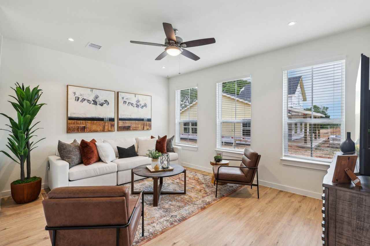 Canvas on Founders Hill - Photo 6 of 30