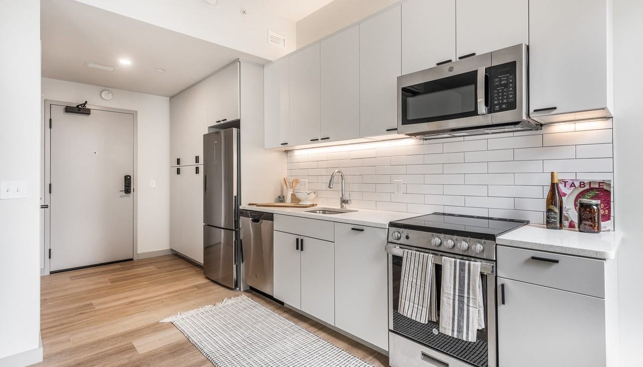 The Commonwealth Building - Photo 4 of 50