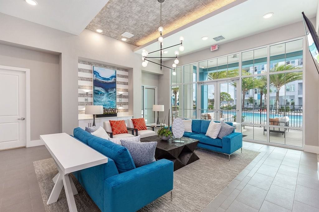 Aqua - Photo 4 of 15