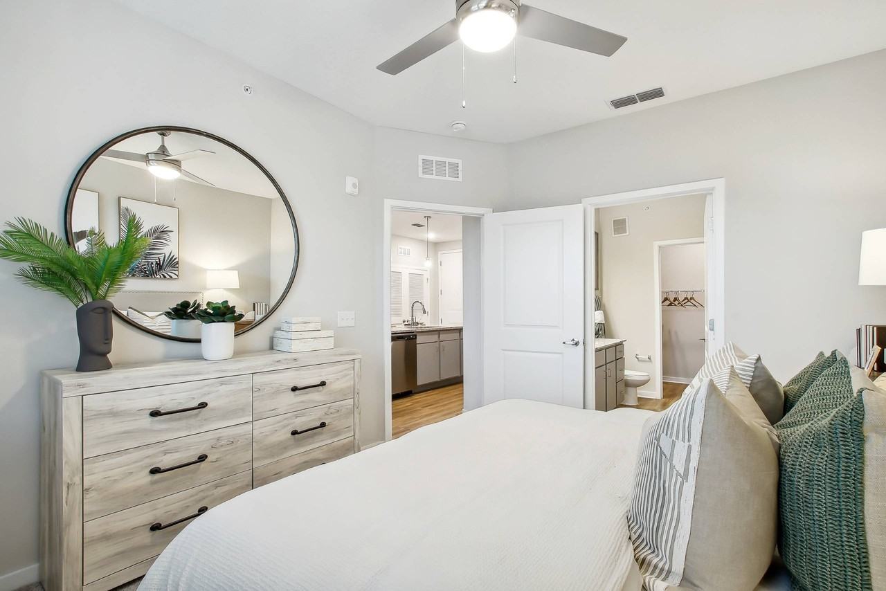 Westshore Palm Bay - Photo 7 of 26