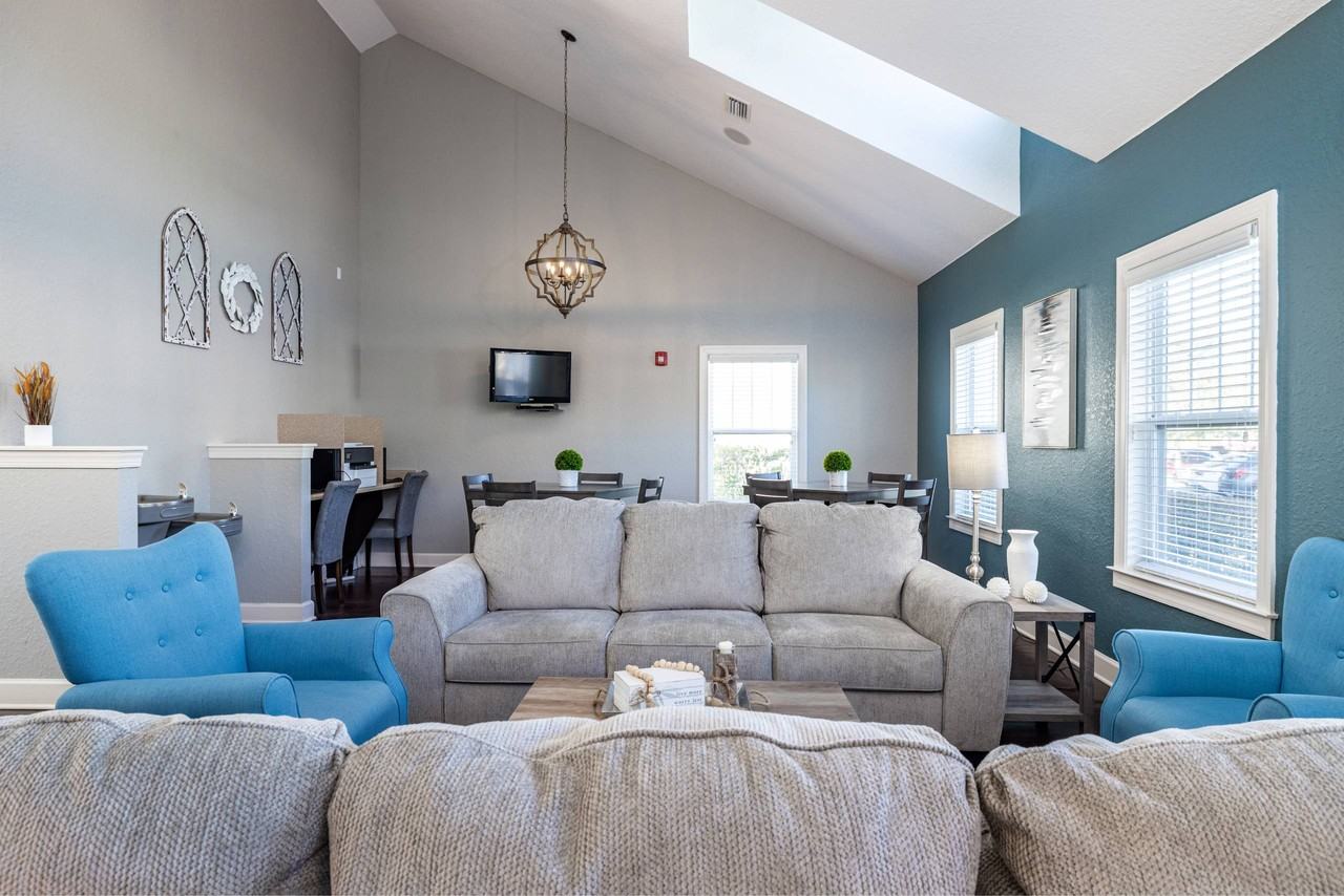 Big Oaks - Photo 2 of 47