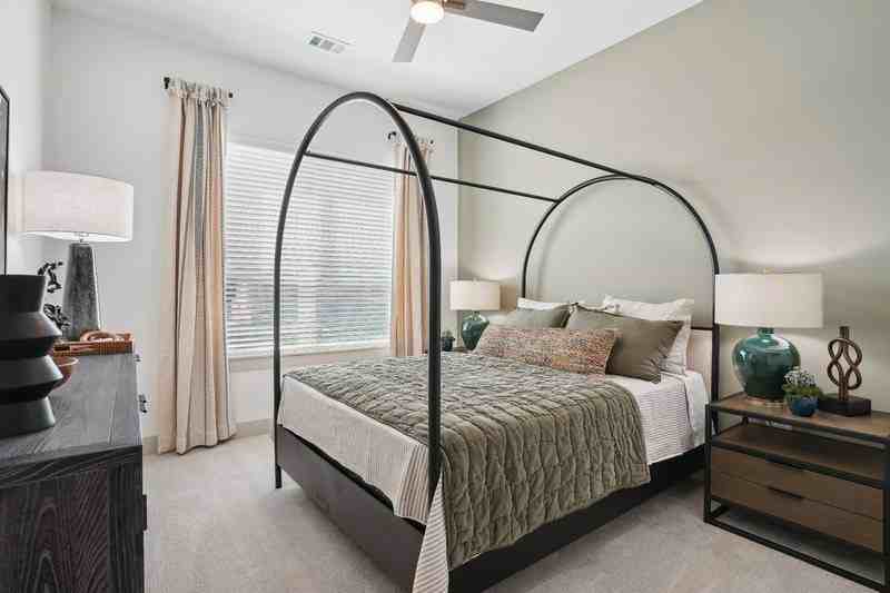 The Residences at Promontory - Photo 7 of 25