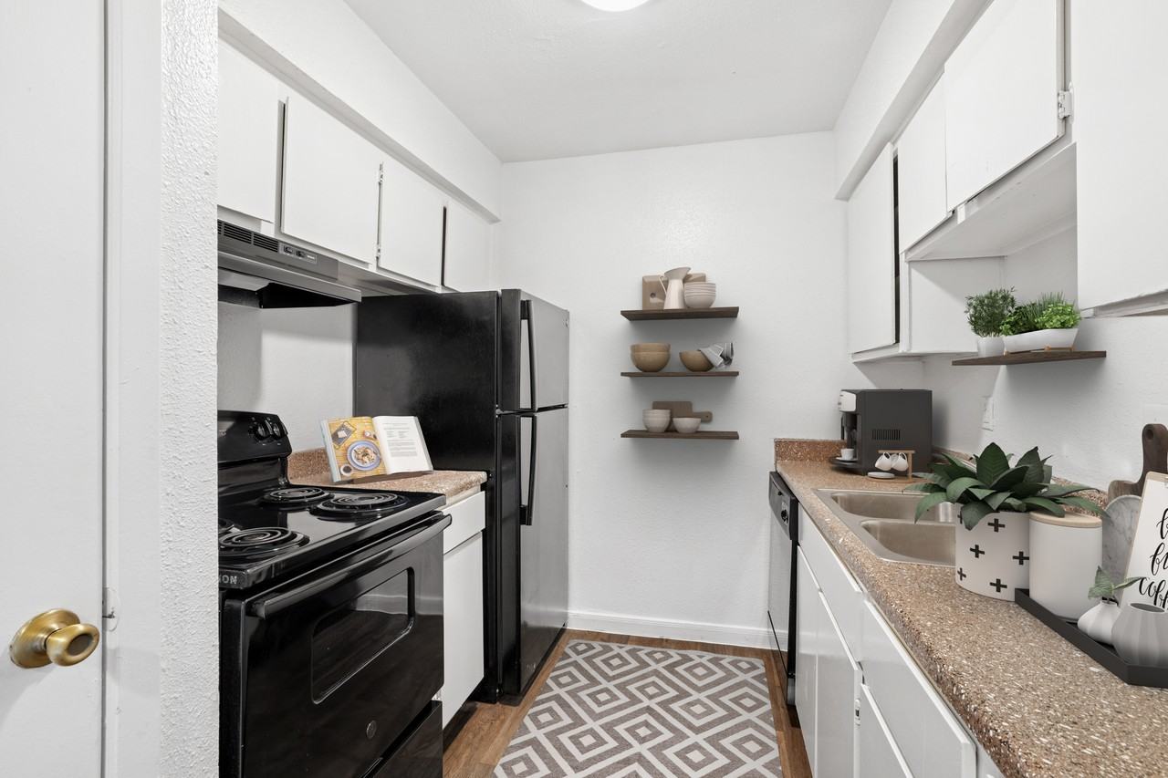 Nubia Square Apartments - Photo 4 of 42