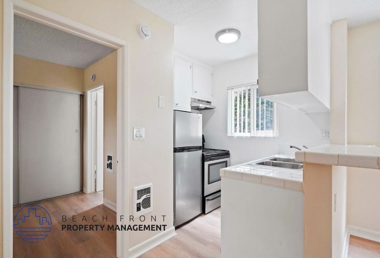 20627 Amie Ave. - Photo 3 of 12