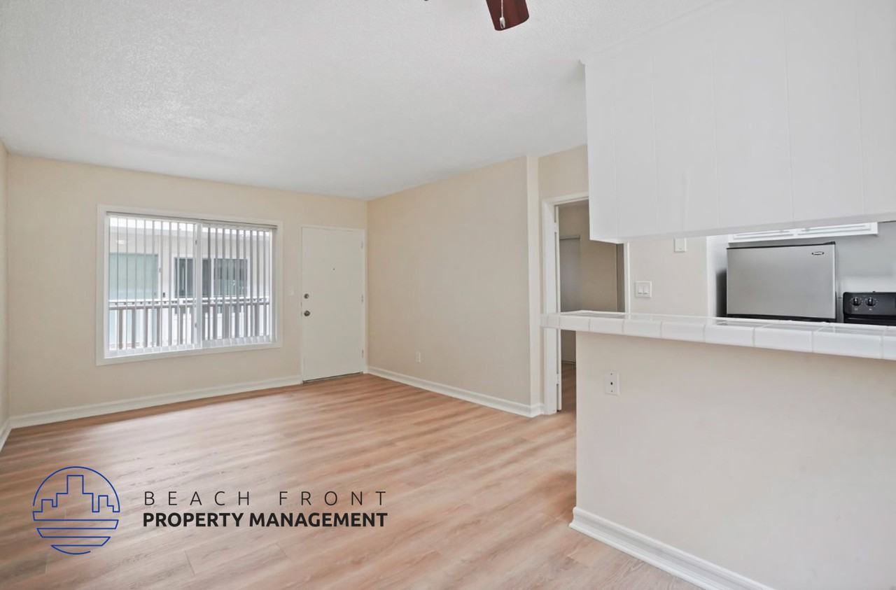 20627 Amie Ave. - Photo 4 of 12