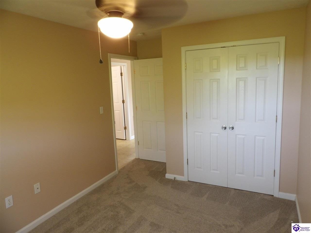 108 Hurstfield Dr Apt C - Photo 6 of 9