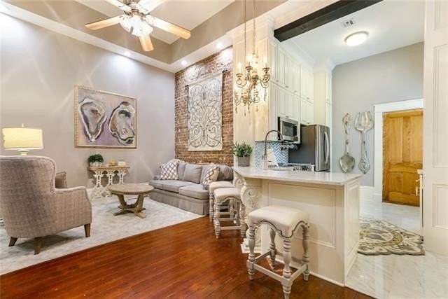 1329 Saint Andrew St #2 - Photo 3 of 14