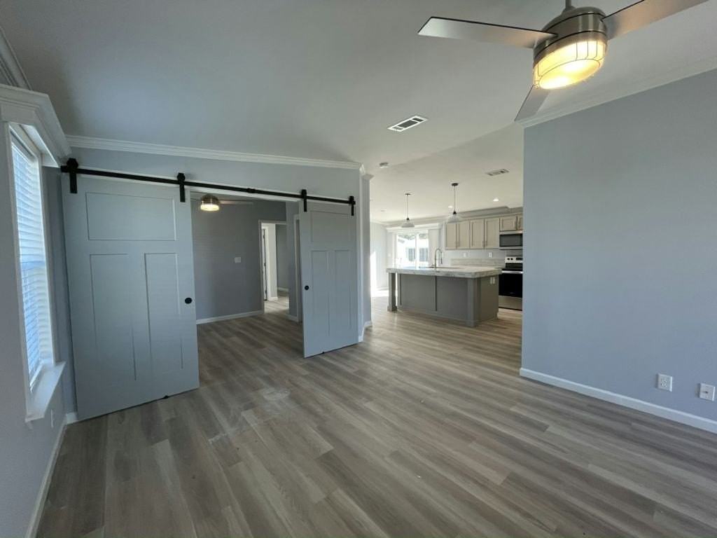 4104 Guilder St #2104 - Photo 2 of 19