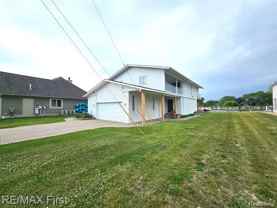 38025 Huron Pointe Dr - Photo 1 of 1