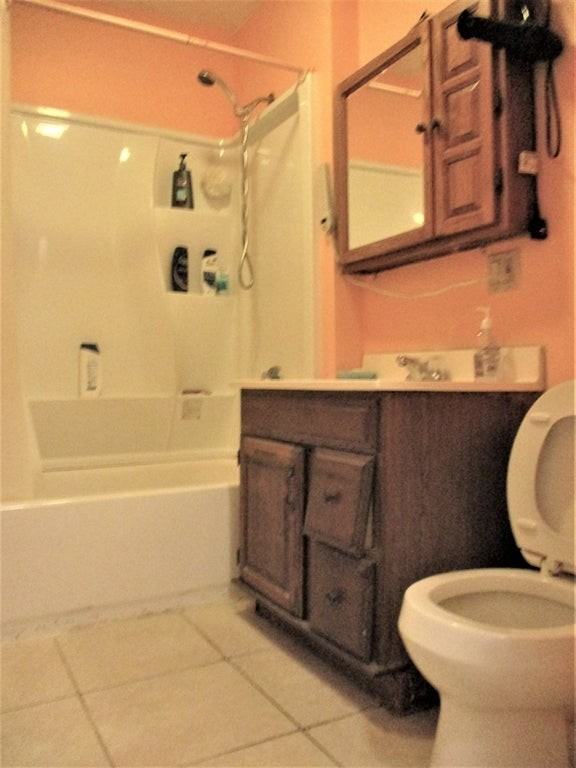 71 Hooker St - Photo 7 of 11