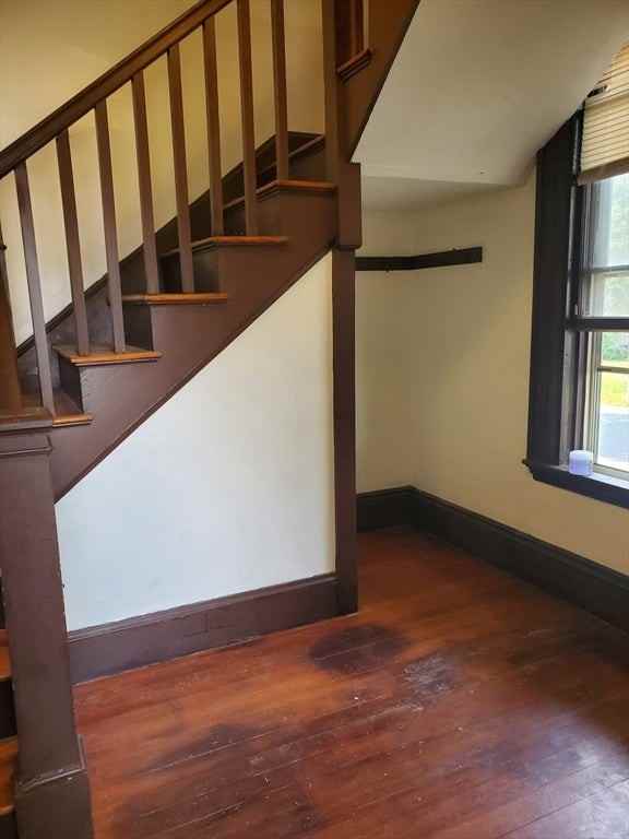 56 Lyman St - Photo 2 of 7